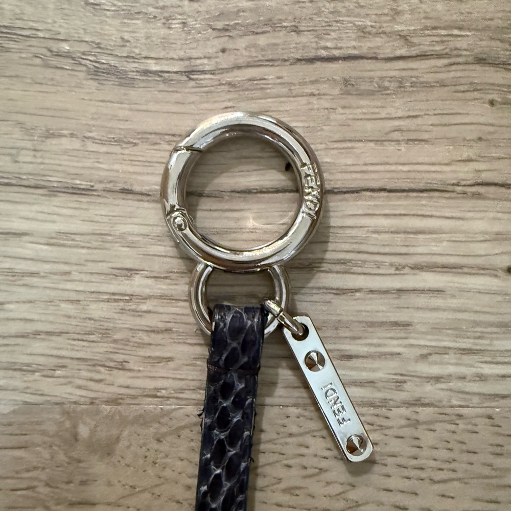 Fendi bag charm - Picture 7 of 11
